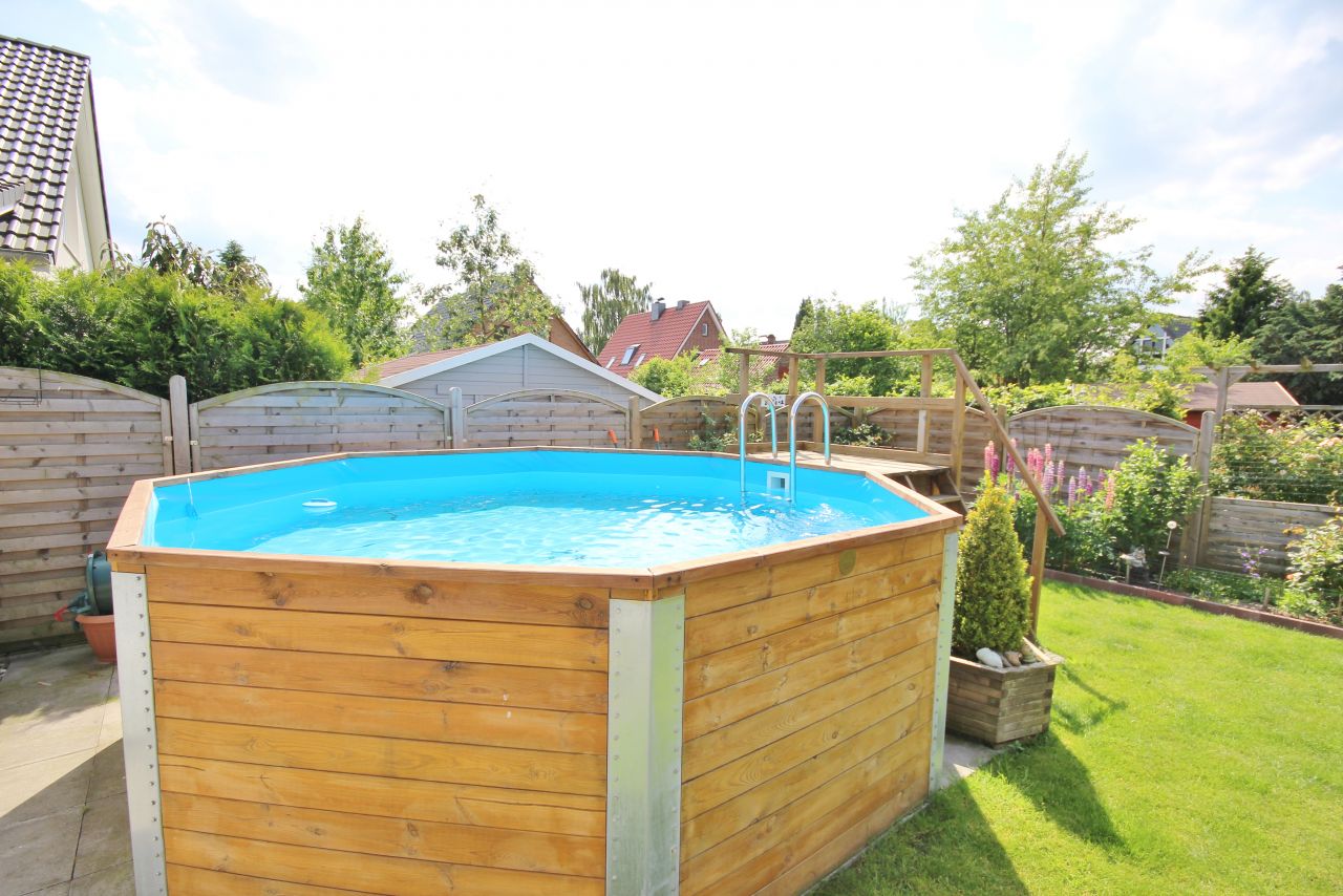 Elegante Villa mit Fernblick und Wintergarten